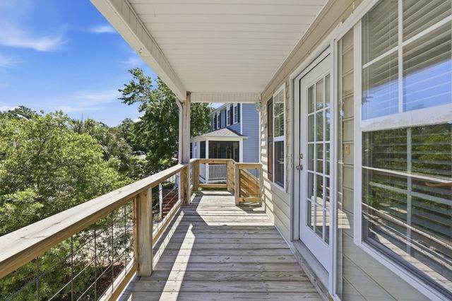 365 Marsh Pl., Murrells Inlet, SC 29576