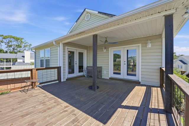 365 Marsh Pl., Murrells Inlet, SC 29576
