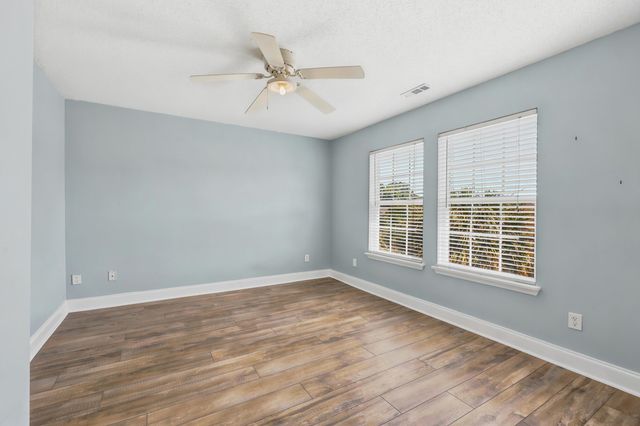 365 Marsh Pl., Murrells Inlet, SC 29576