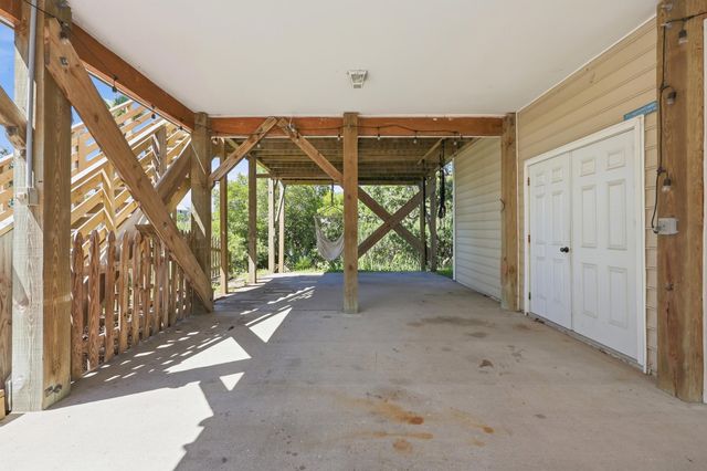 365 Marsh Pl., Murrells Inlet, SC 29576
