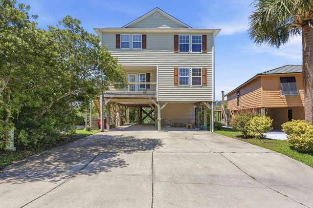 365 Marsh Pl., Murrells Inlet, SC 29576