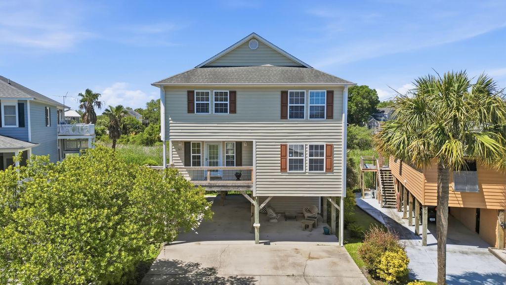 365 Marsh Pl., Murrells Inlet, SC 29576