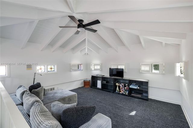 8000 Los Pinos Blvd, Coral Gables, FL 33143