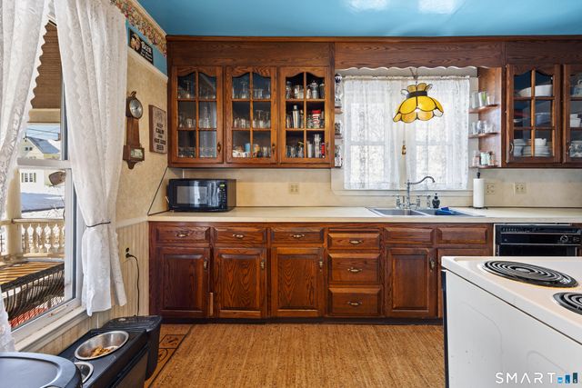 49 Woodland Street, Bristol, CT 06010