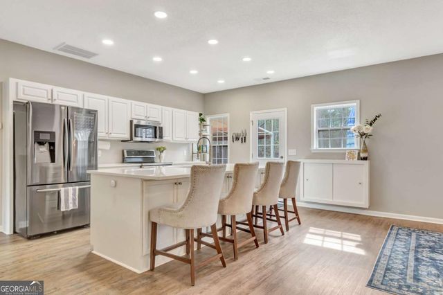 68 Skyview Road, Senoia, GA 30276