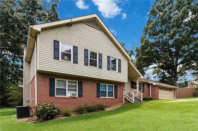 520 Rye House Court, Lawrenceville, GA 30044