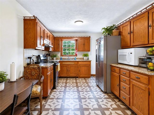 520 Rye House Court, Lawrenceville, GA 30044
