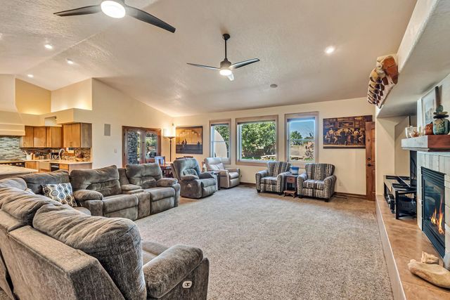 923 Vista Court, Grand Junction, CO 81506