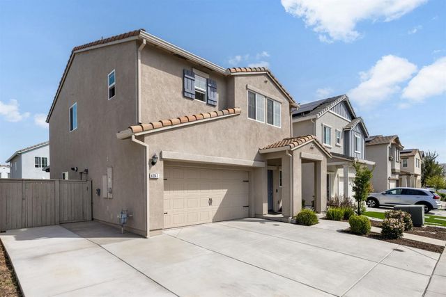 4041 Trailblazer Loop, Roseville, CA 95747