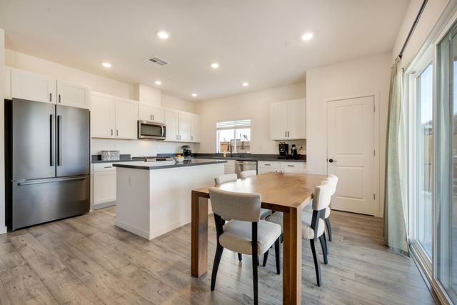 4041 Trailblazer Loop, Roseville, CA 95747