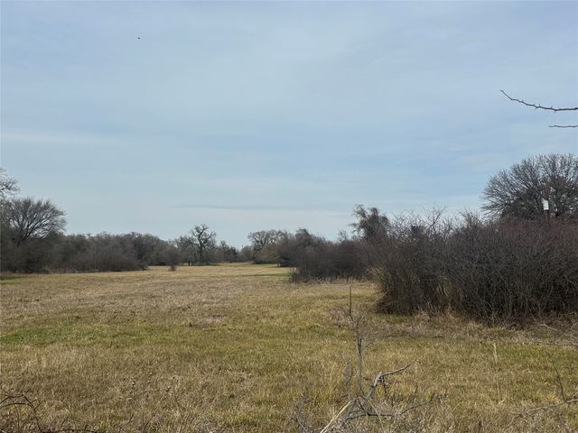 000 Hutcheson, Springtown, TX 76082
