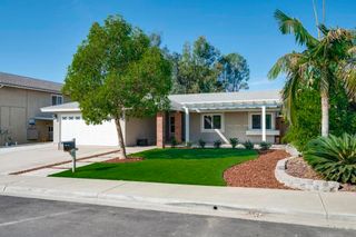 10224 Pebble Beach Dr, Santee, CA 92071