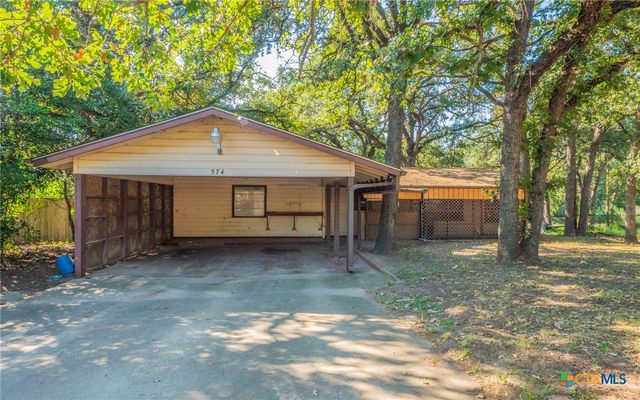 574 Oaklawn Drive, Rockdale, TX 76567