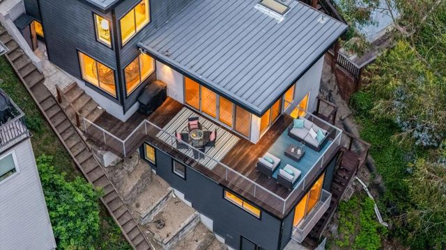 540 El Granada Boulevard, Half Moon Bay, CA 94019
