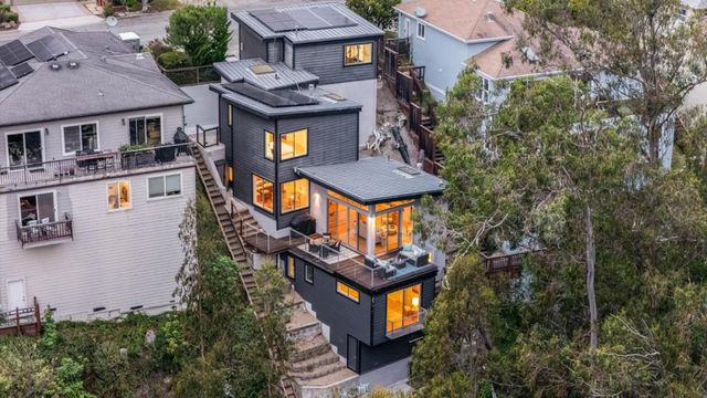 540 El Granada Boulevard, Half Moon Bay, CA 94019