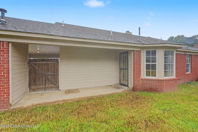 2561 Winwood Cove, Horn Lake, MS 38637