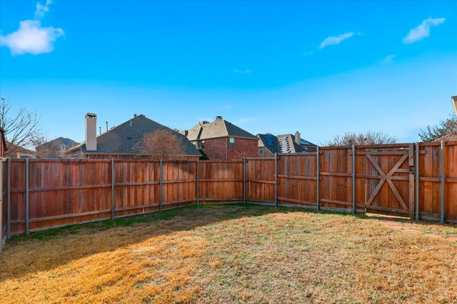 2147 Hunt Club Trail, Frisco, TX 75033