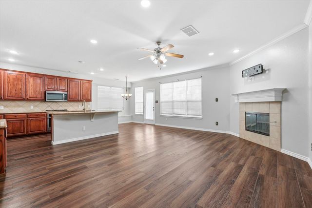 2147 Hunt Club Trail, Frisco, TX 75033