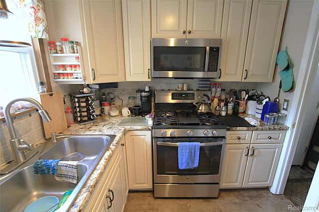 313 E Naldrette Street, Durand, MI 48429