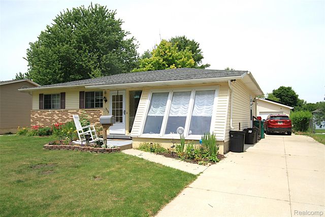 313 E Naldrette Street, Durand, MI 48429