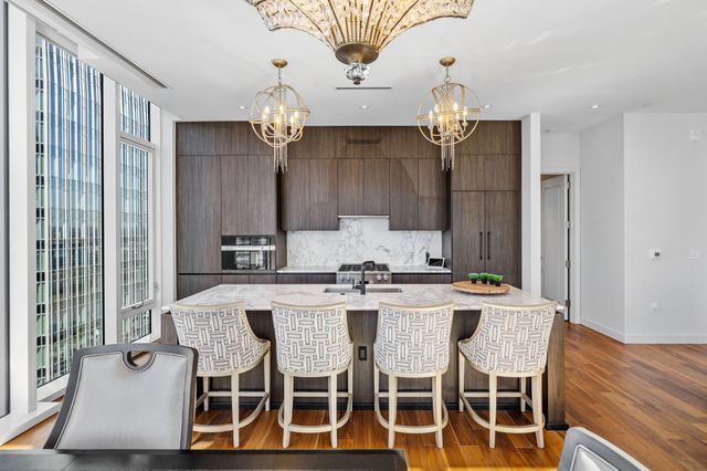 160 2nd Ave S Apt 1602, Nashville, TN 37201