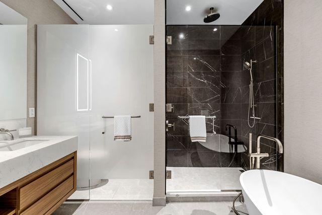 160 2nd Ave S Apt 1602, Nashville, TN 37201
