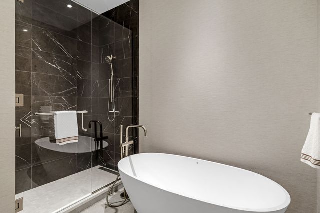 160 2nd Ave S Apt 1602, Nashville, TN 37201