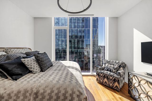 160 2nd Ave S Apt 1602, Nashville, TN 37201