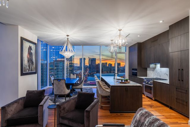 160 2nd Ave S Apt 1602, Nashville, TN 37201