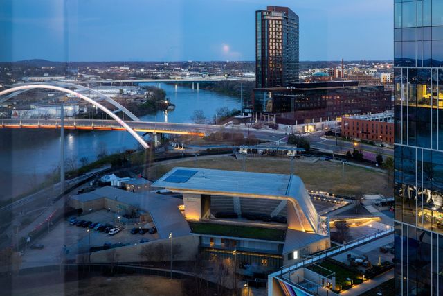 160 2nd Ave S Apt 1602, Nashville, TN 37201