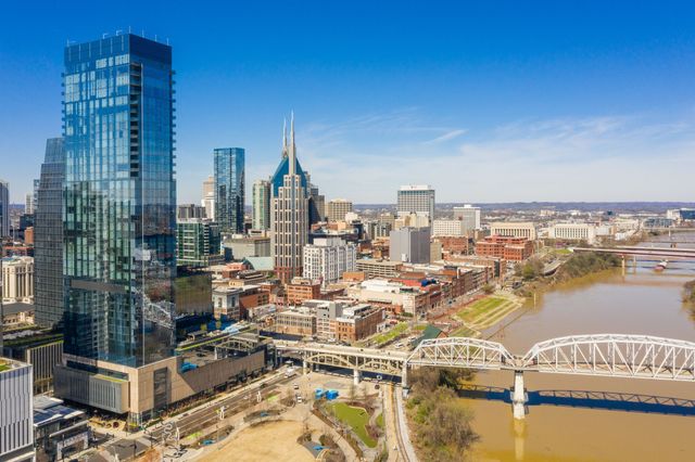 160 2nd Ave S Apt 1602, Nashville, TN 37201