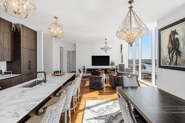 160 2nd Ave S Apt 1602, Nashville, TN 37201