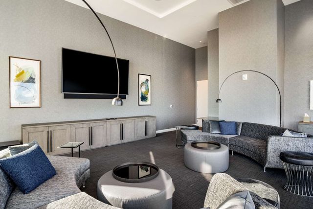 160 2nd Ave S Apt 1602, Nashville, TN 37201