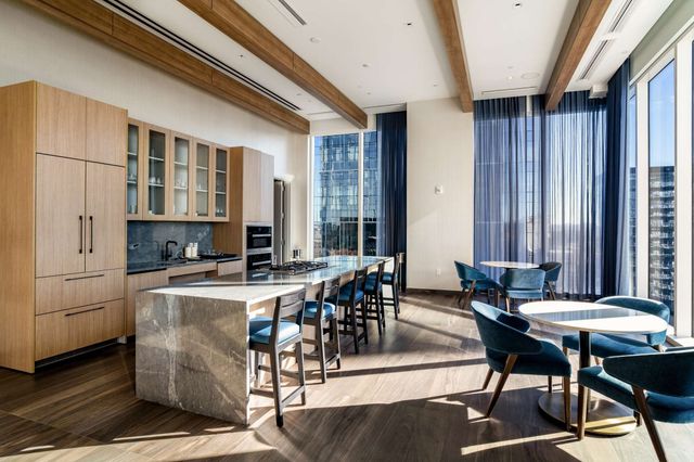 160 2nd Ave S Apt 1602, Nashville, TN 37201