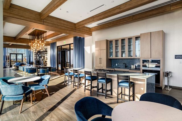 160 2nd Ave S Apt 1602, Nashville, TN 37201