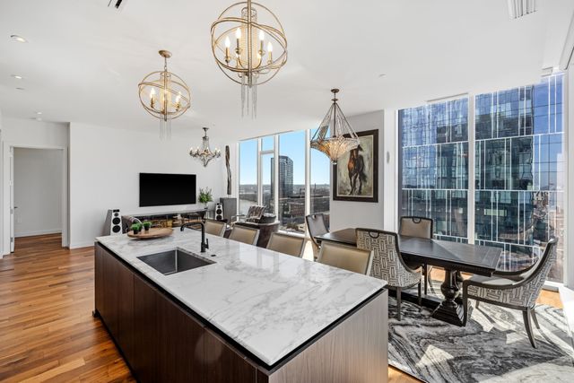 160 2nd Ave S Apt 1602, Nashville, TN 37201