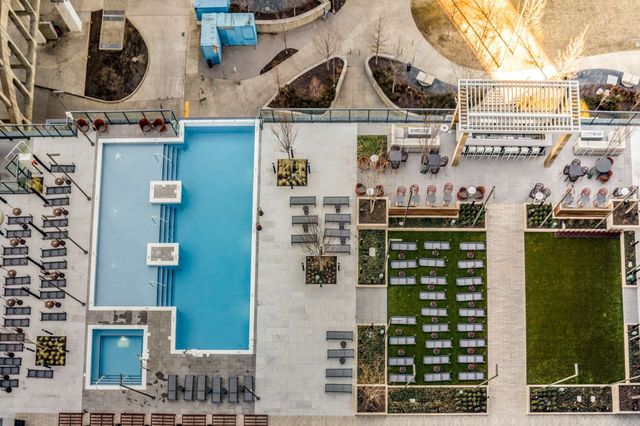 160 2nd Ave S Apt 1602, Nashville, TN 37201