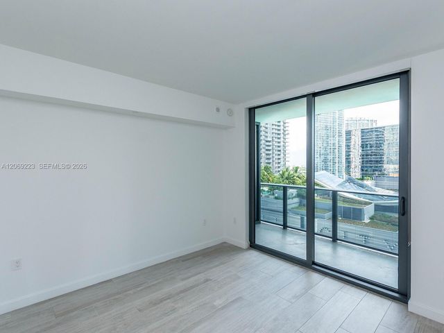 45 SW 9th Street 1201, Miami, FL 33130