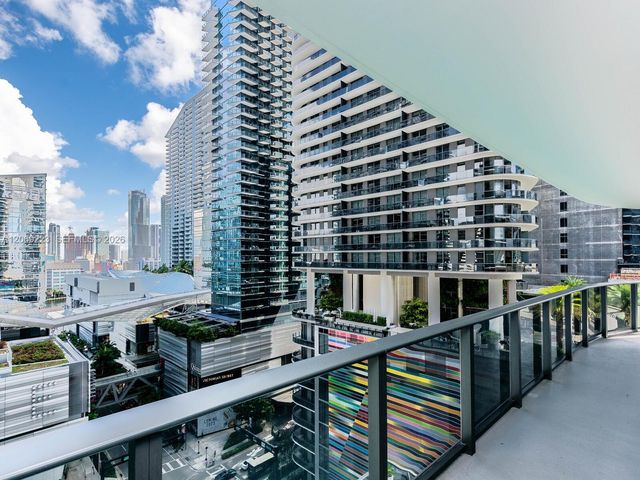 45 SW 9th Street 1201, Miami, FL 33130