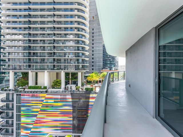 45 SW 9th Street 1201, Miami, FL 33130