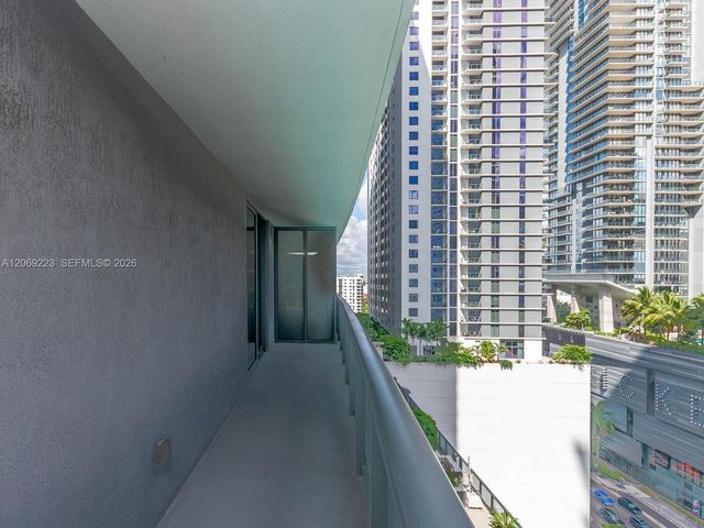45 SW 9th Street 1201, Miami, FL 33130