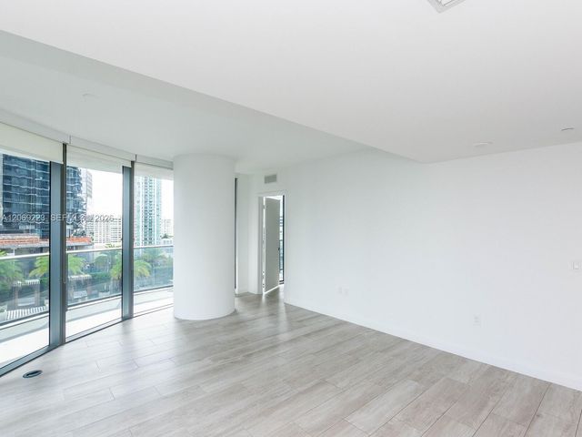 45 SW 9th Street 1201, Miami, FL 33130