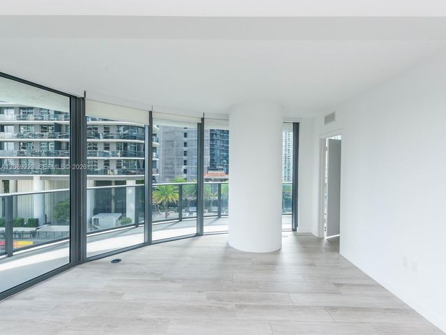 45 SW 9th Street 1201, Miami, FL 33130