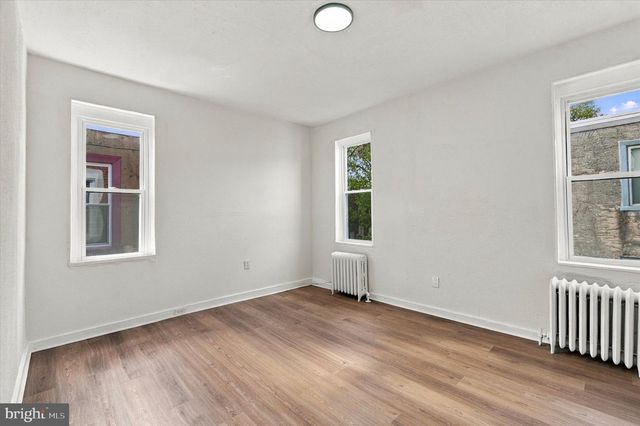 632 S 52ND ST, Philadelphia, PA 19143