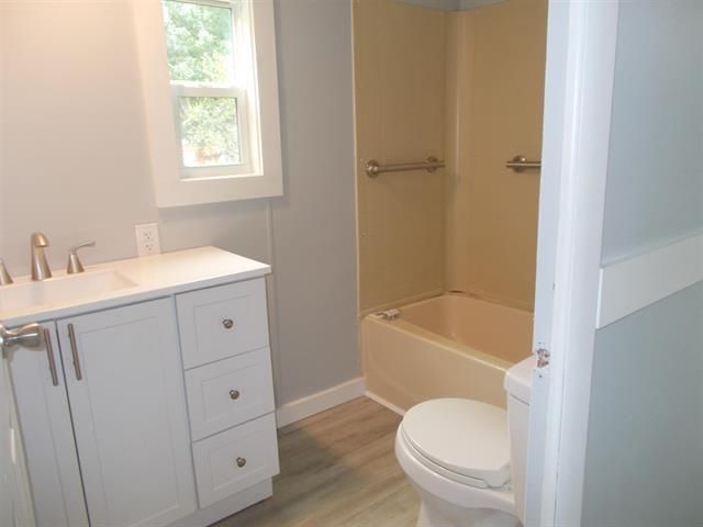 77 Royalcrest Park, Rochester, NH 03867