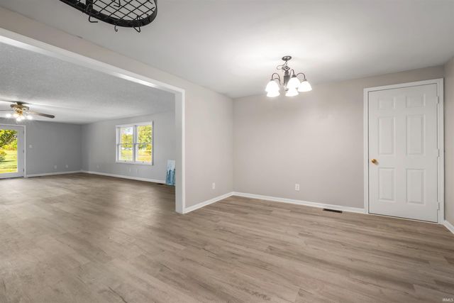 110 GREENBERRY Street, Sweetser, IN 46987