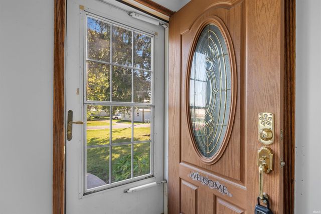 110 GREENBERRY Street, Sweetser, IN 46987