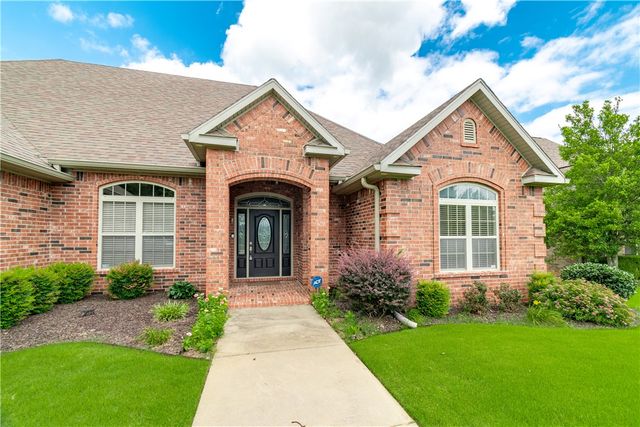 11503 Clubhouse Parkway, Farmington, AR 72730