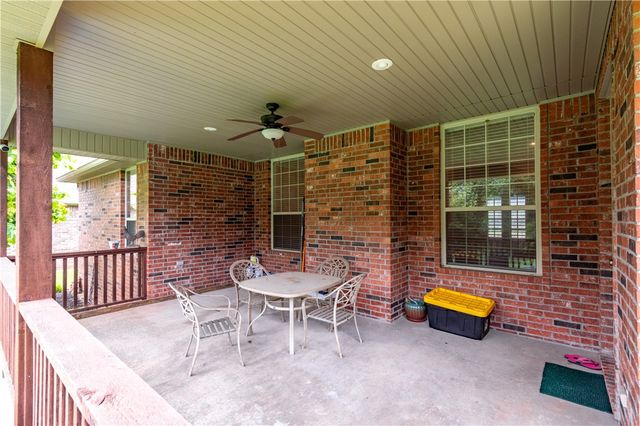 11503 Clubhouse Parkway, Farmington, AR 72730