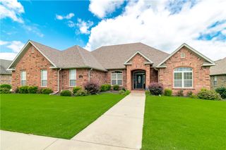 11503 Clubhouse Parkway, Farmington, AR 72730